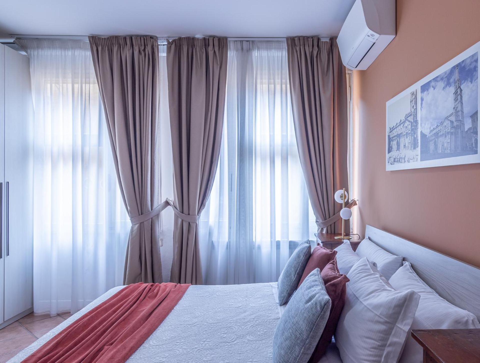 Room & Breakfast Canalino 21 Modena Buitenkant foto