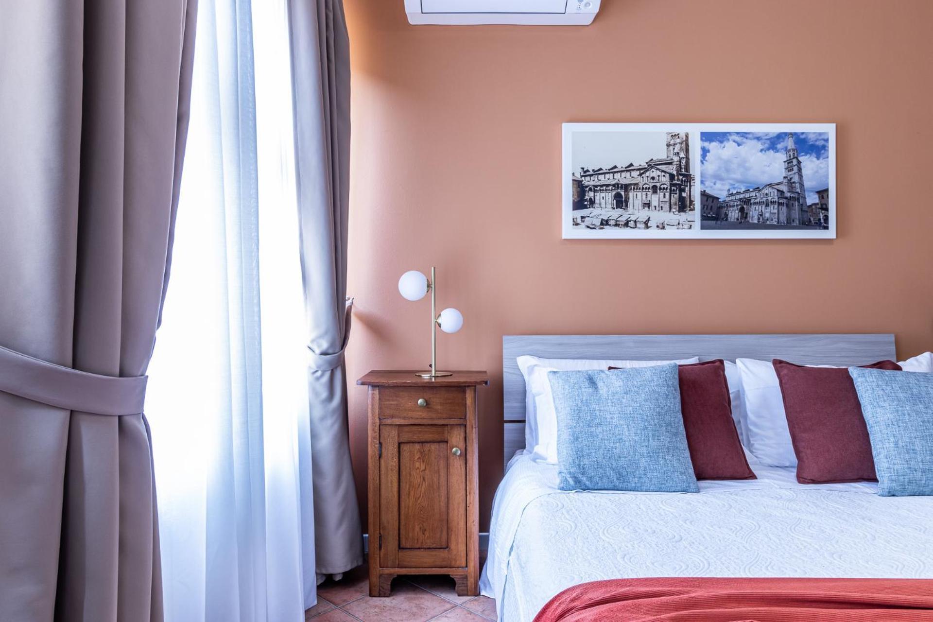 Room & Breakfast Canalino 21 Modena Buitenkant foto